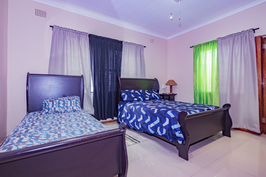 7 Bedroom Property for Sale in Parow Valley Western Cape